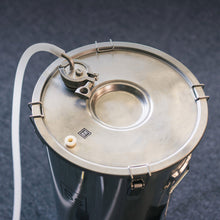 Load image into Gallery viewer, Ss Brewtech Brew Bucket 7 Gallon
